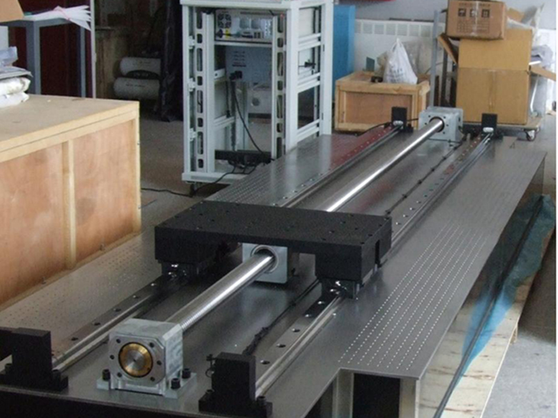 大行程电动位移系统