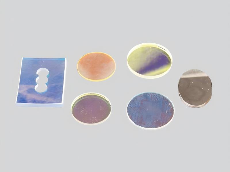 OCM200 系列宽带介质膜高反镜