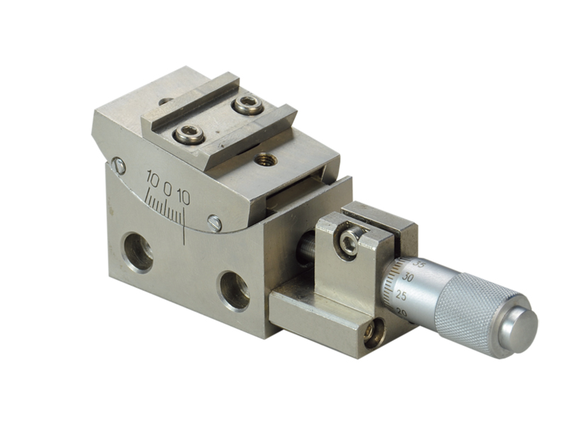 YPFT201 型倾斜调整架